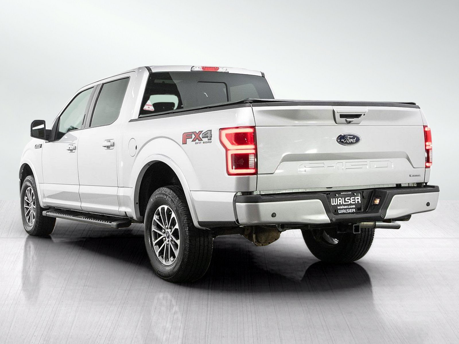 Used 2019 Ford F150 Lariat w/ Equipment Group 502A Luxury AWD/4WD image 3