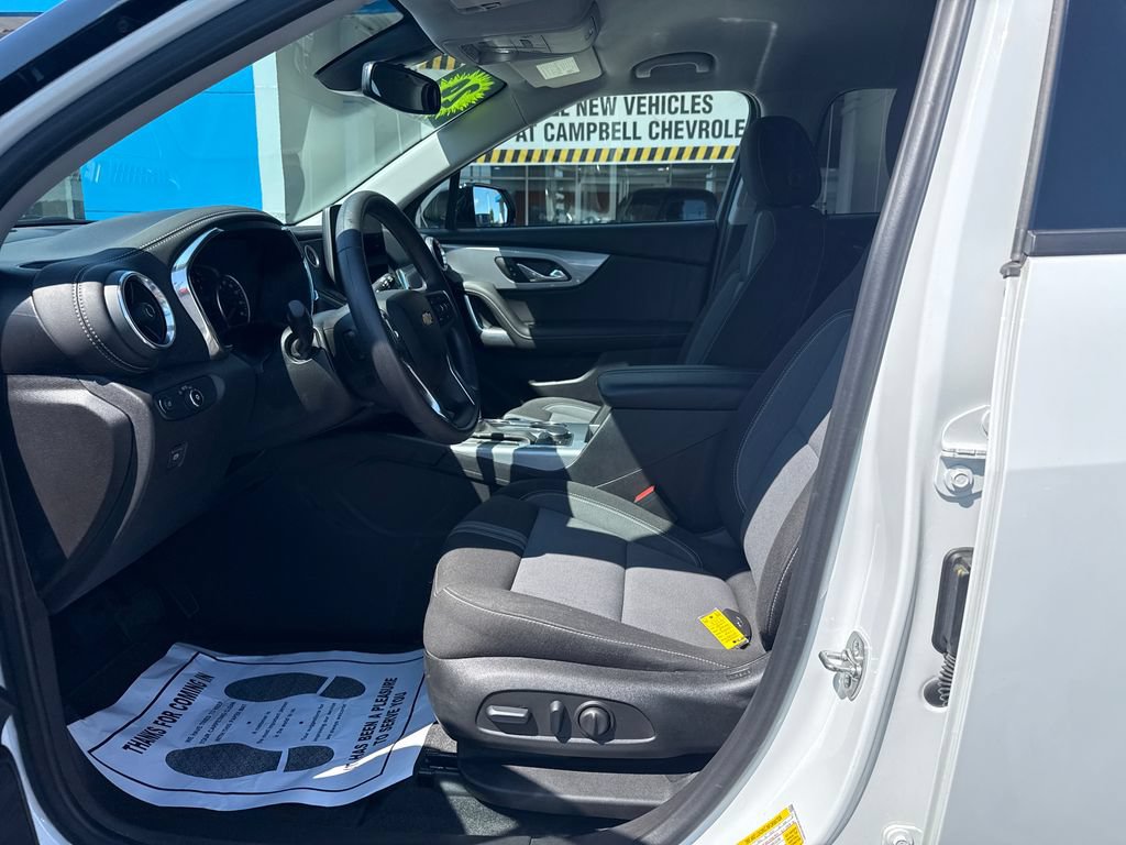 Used 2024 Chevrolet Blazer LT w/ Convenience Package FWD image 11