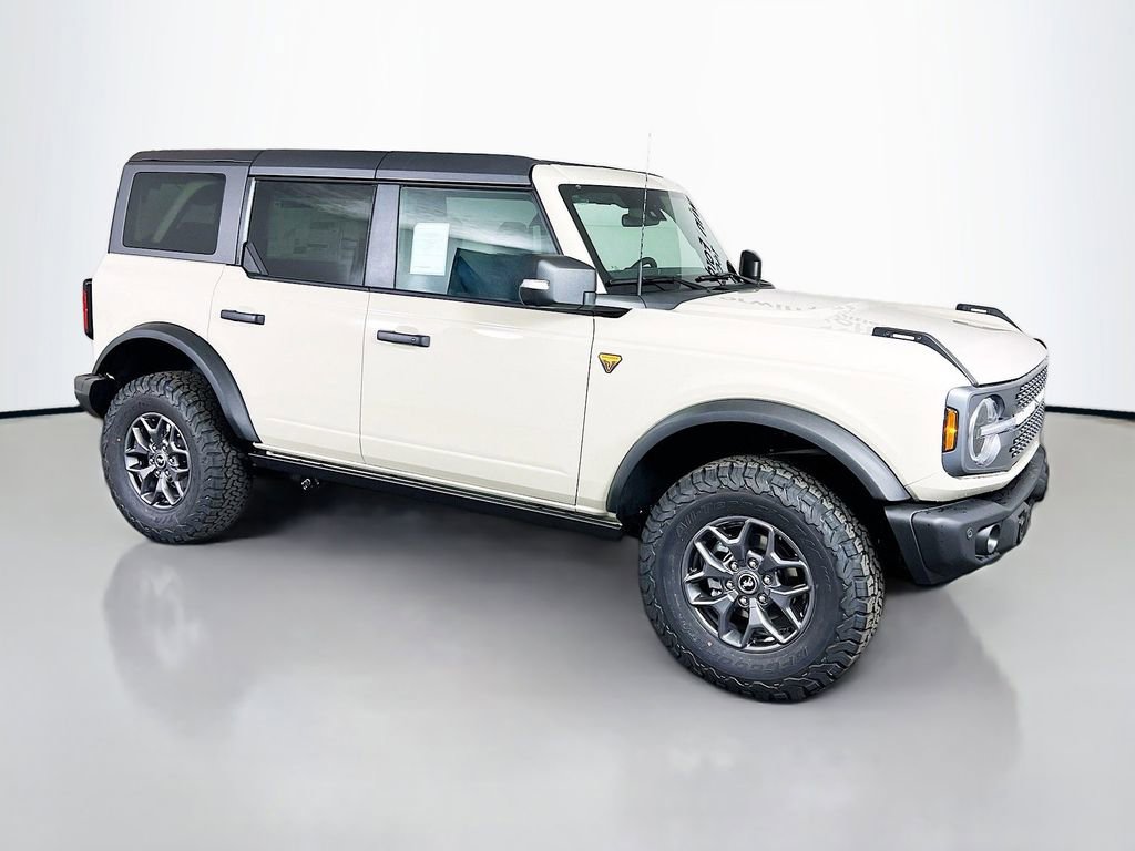 New 2025 Ford Bronco Badlands image 1