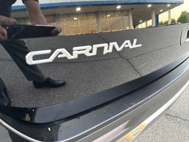 Used 2024 Kia Carnival SX Prestige image 35