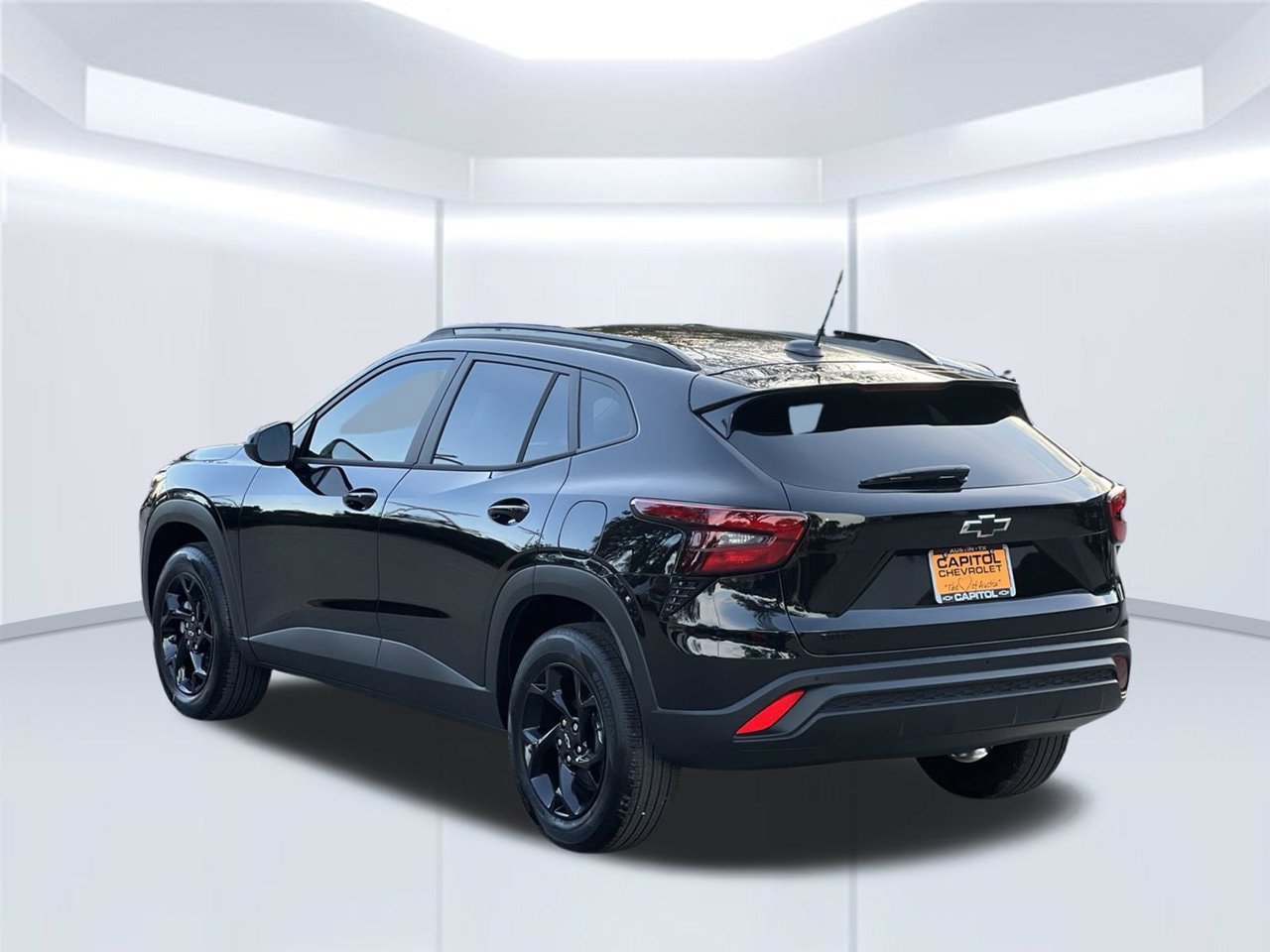 New 2026 Chevrolet Trax LT w/ Driver Confidence Package FWD image 3