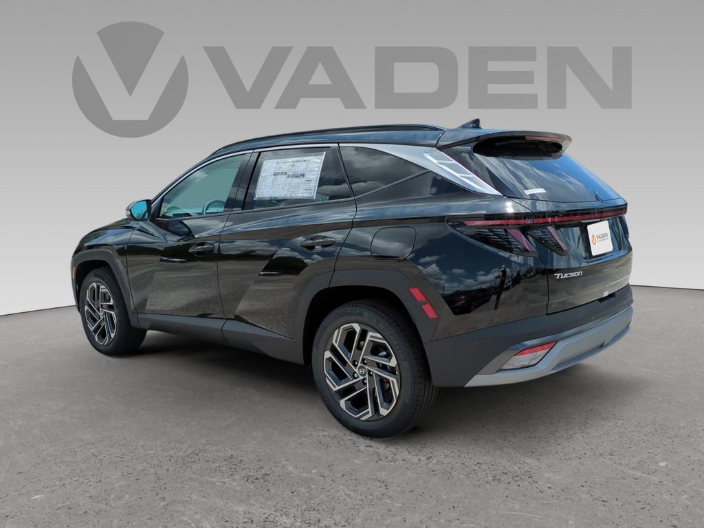 New 2025 Hyundai Tucson Limited image 3
