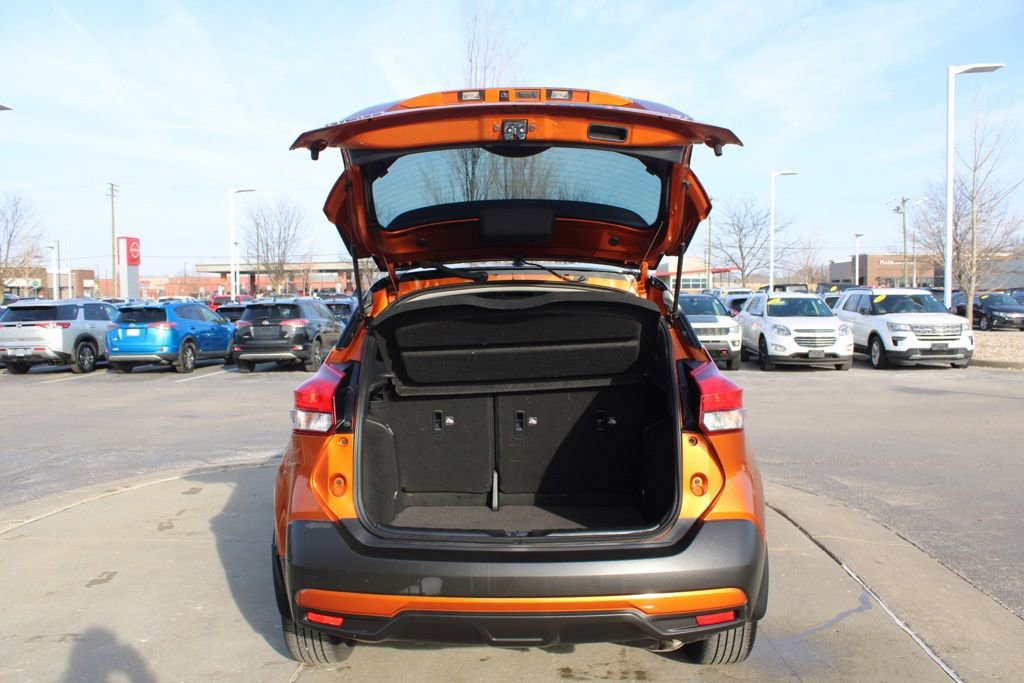 Used 2019 Nissan Kicks SR w/ SR Premium Package image 7