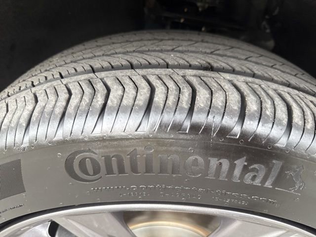 Used 2025 Acura ADX A-Spec image 14