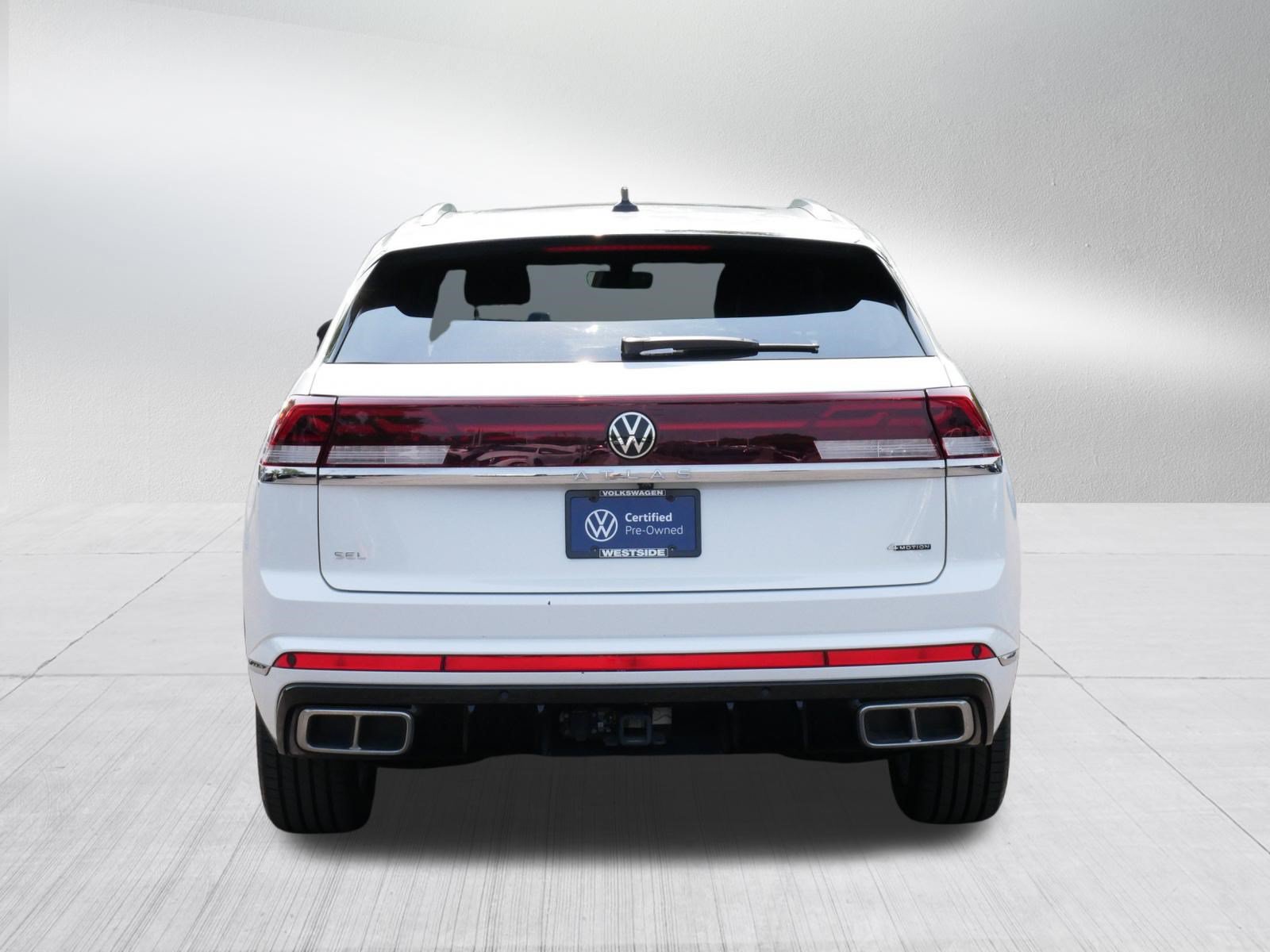 Certified 2024 Volkswagen Atlas Cross Sport SEL R-Line AWD/4WD image 6