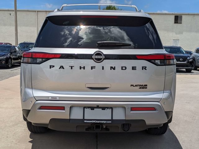 Used 2023 Nissan Pathfinder Platinum w/ Black Appearance Package AWD/4WD image 7