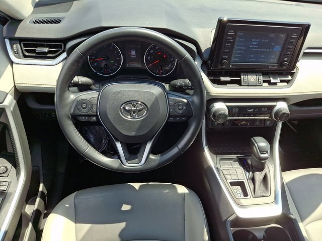 Used 2021 Toyota RAV4 XLE Premium AWD/4WD image 12