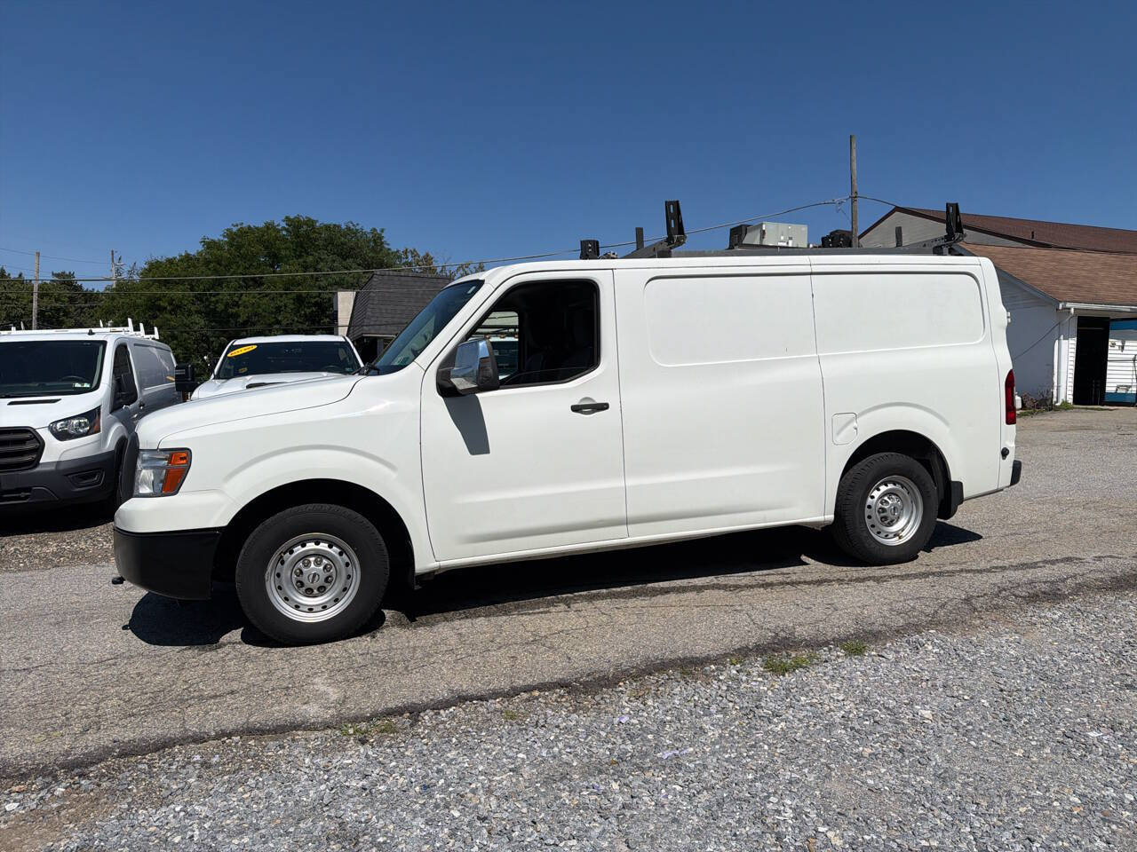 Used 2018 Nissan NV 2500 S RWD image 7