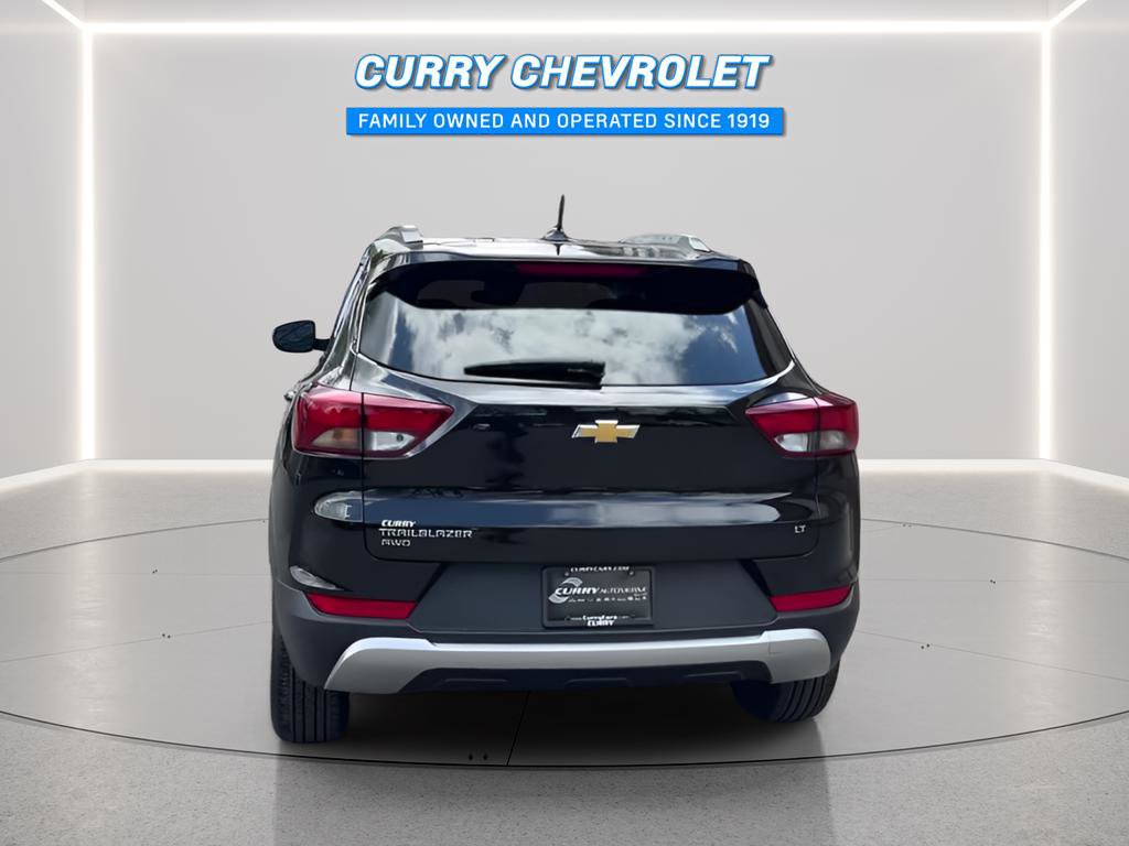 Used 2023 Chevrolet TrailBlazer LT AWD/4WD image 11