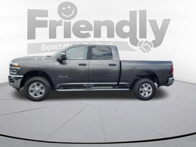 Used 2026 RAM 2500 Big Horn AWD/4WD image 2