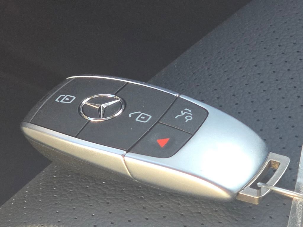 Certified 2026 Mercedes-Benz GLE 350 4MATIC image 39