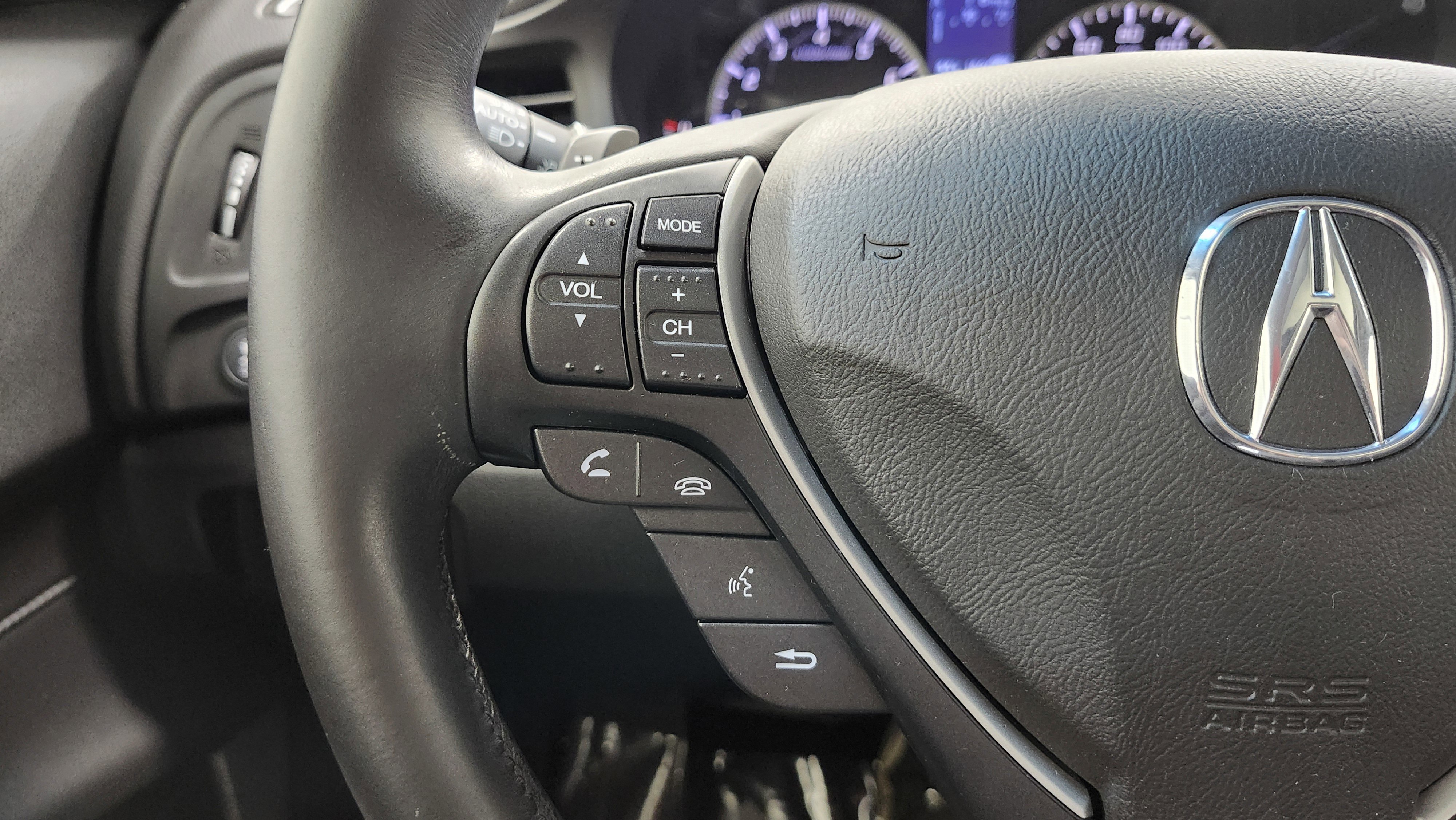 Used 2013 Acura ILX w/ Technology Package image 35