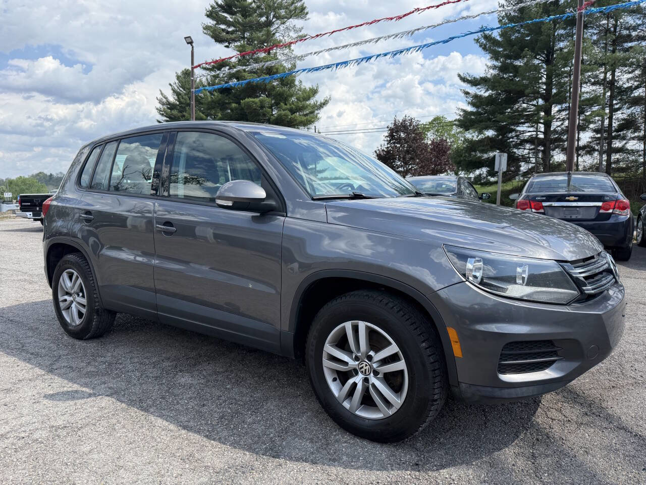 Used 2012 Volkswagen Tiguan S AWD/4WD image 15