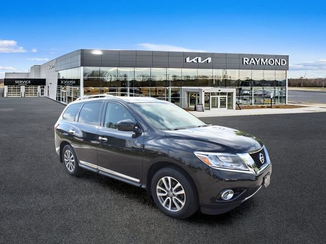 Used 2016 Nissan Pathfinder SL w/ SL Premium Package AWD/4WD image 10