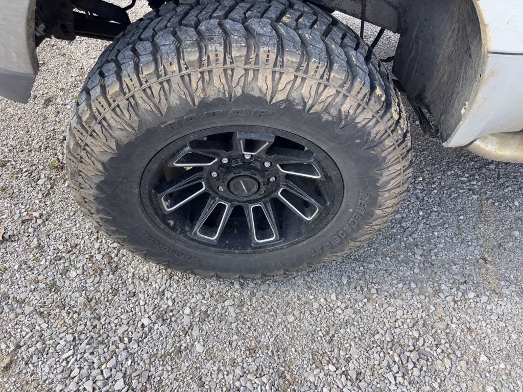 Used 2004 Ford F350 XL AWD/4WD image 15