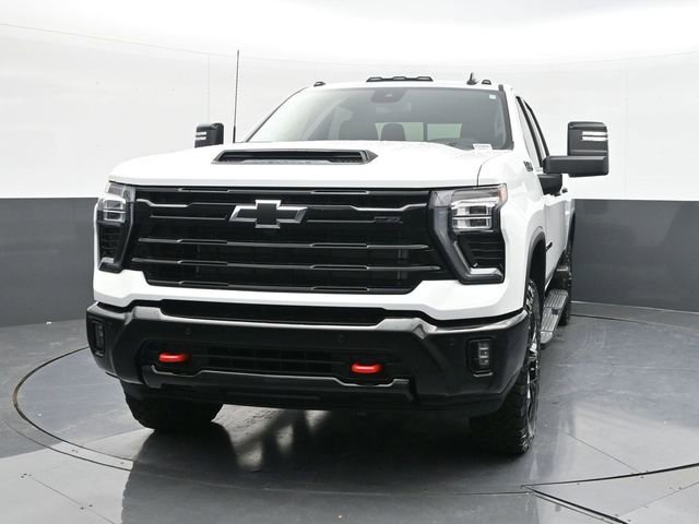 New 2026 Chevrolet Silverado 2500 LT w/ Trail Boss Package video 3