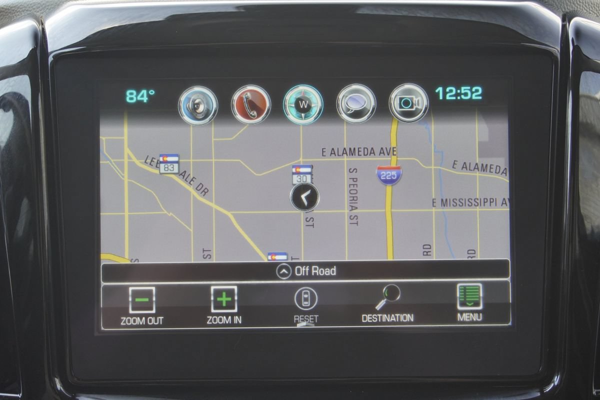 Used 2019 Chevrolet Traverse LT w/ LT Premium Package AWD/4WD image 19