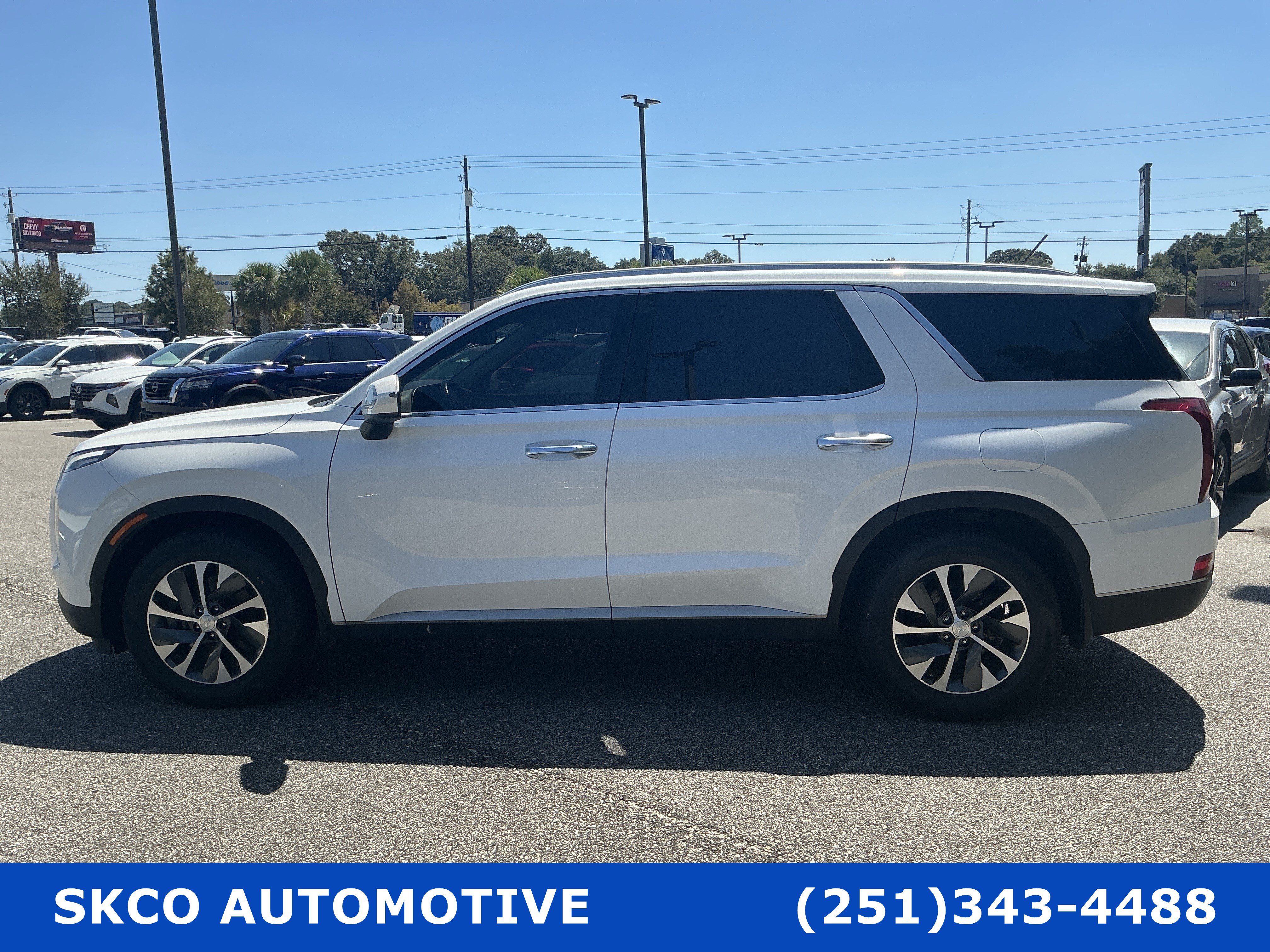Used 2020 Hyundai Palisade SEL FWD image 2