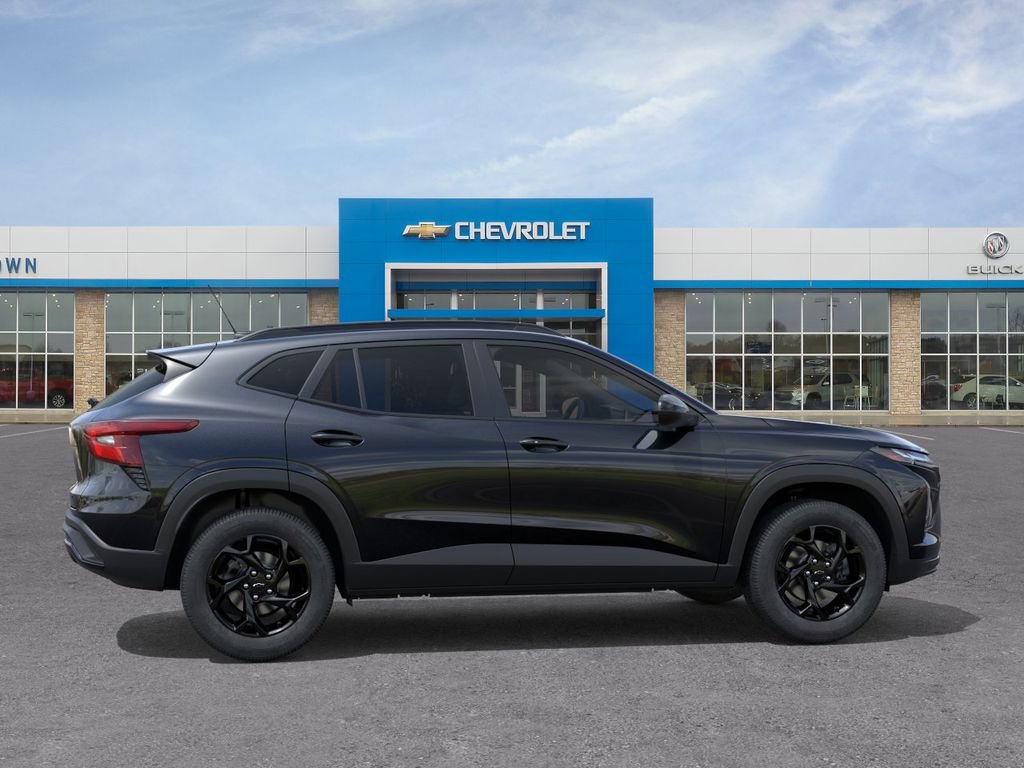 New 2026 Chevrolet Trax LT w/ Driver Confidence Package FWD image 5