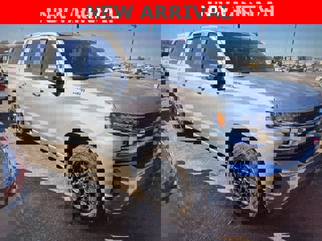 Used 2019 Chevrolet Silverado 1500 LT w/ All-Star Edition image 11