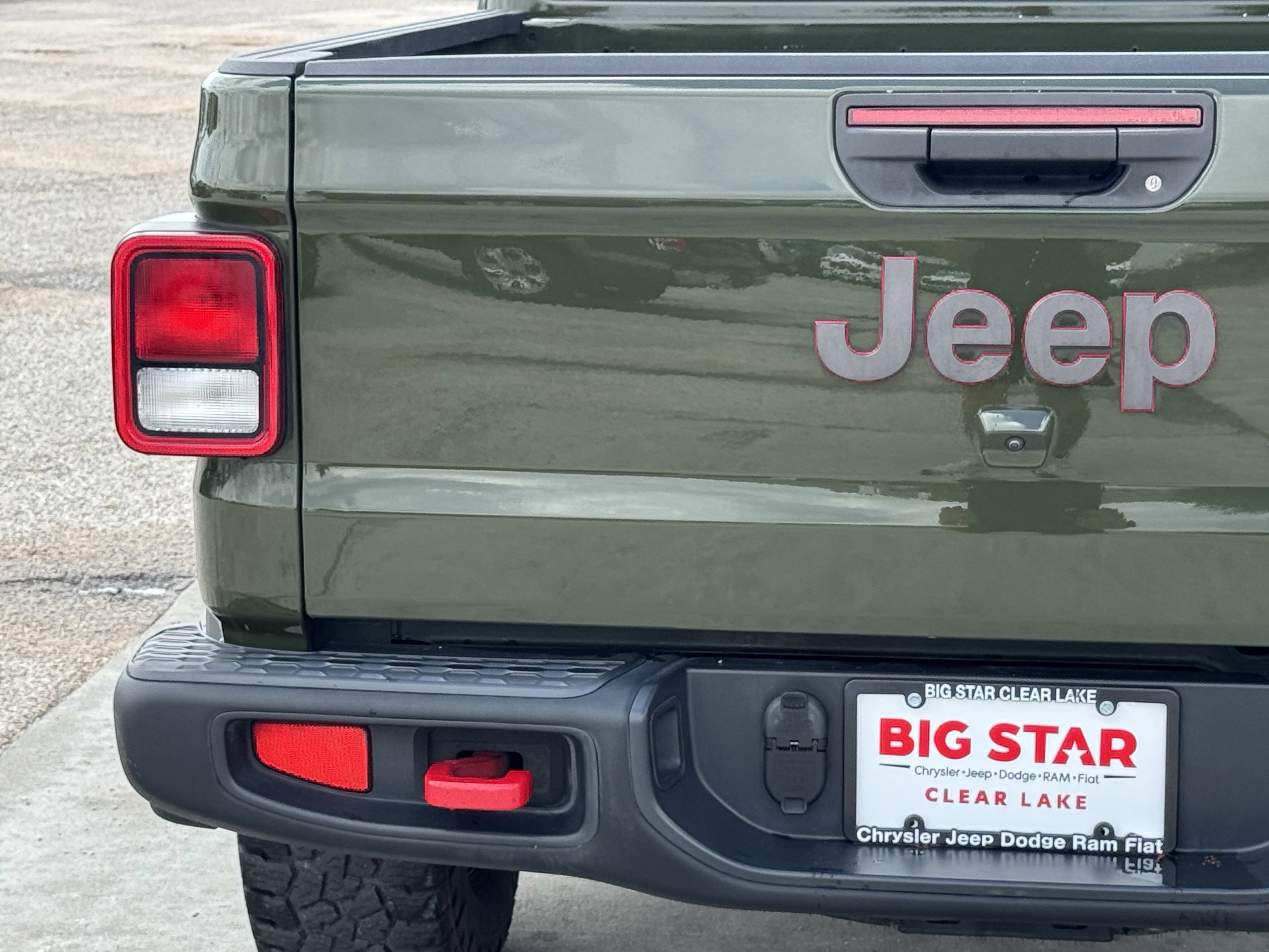 Used 2022 Jeep Gladiator Rubicon AWD/4WD image 11