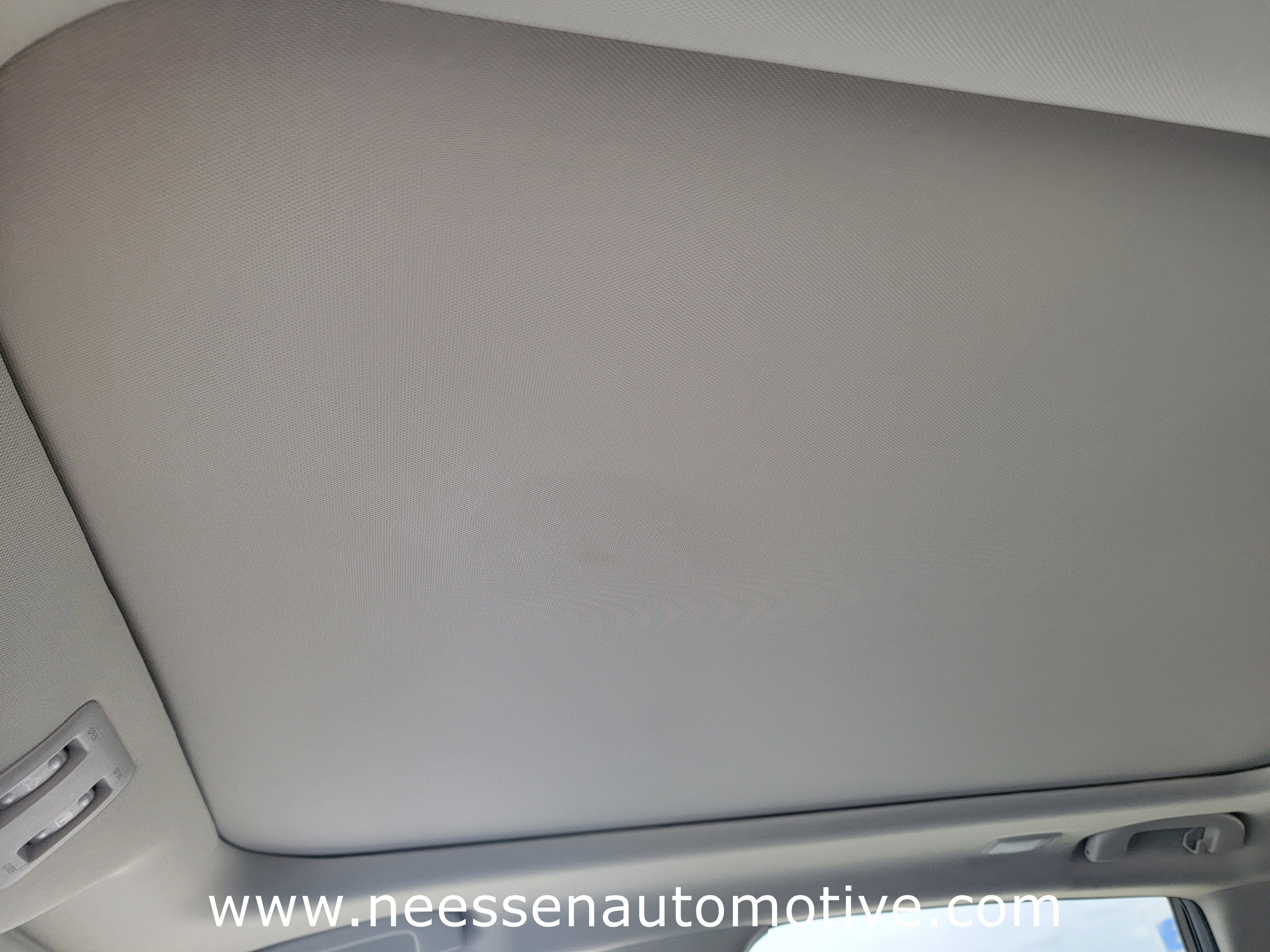 Used 2020 Nissan Murano Platinum w/ Cargo Package image 27