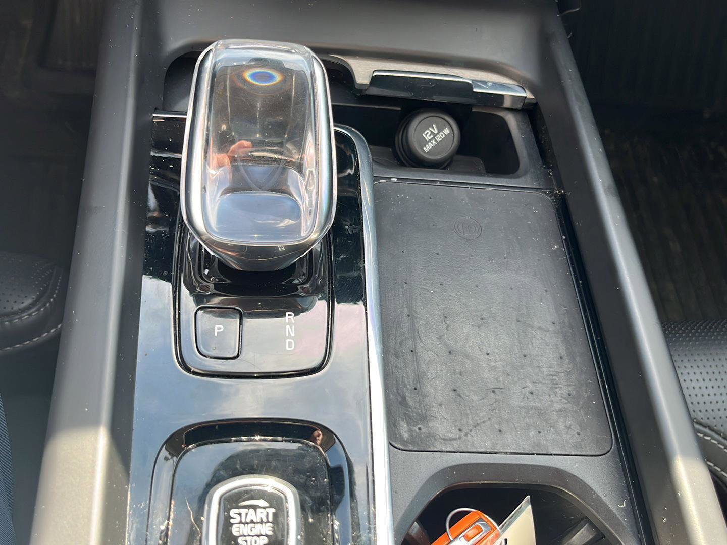 Used 2022 Volvo XC60 T8 Inscription w/ Advanced Package image 15