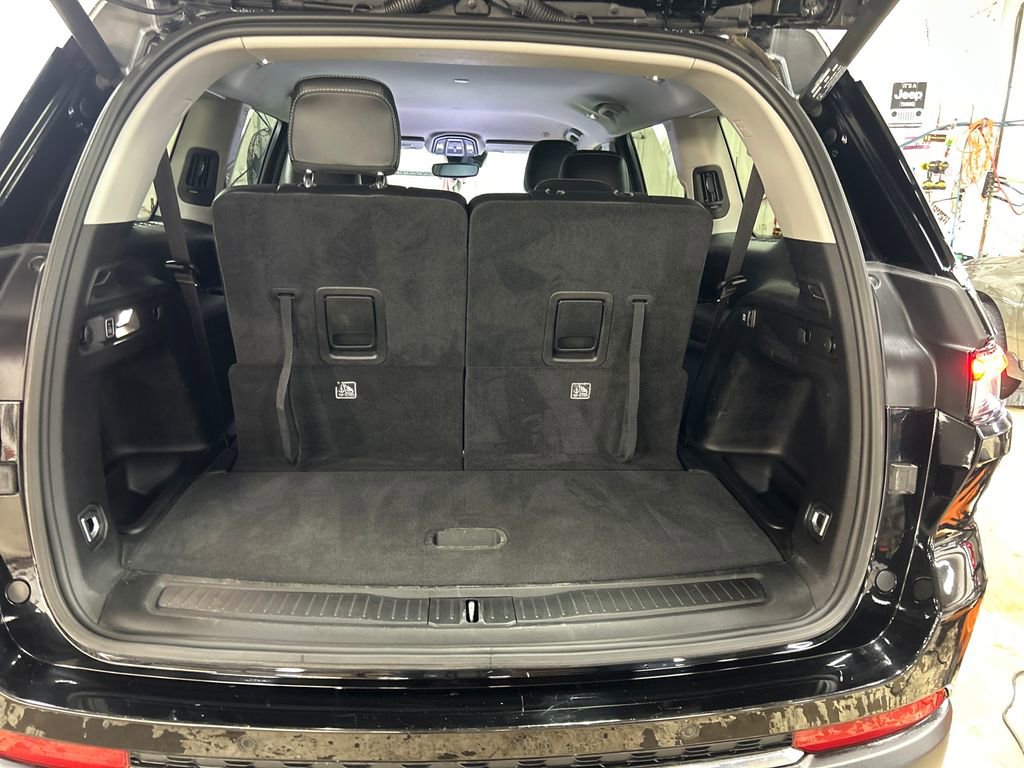 Certified 2023 Jeep Grand Cherokee L Limited AWD/4WD image 28