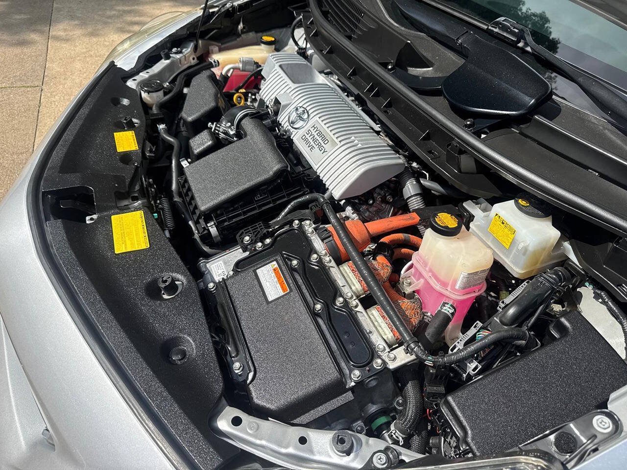 Used 2013 Toyota Prius V Two FWD image 37