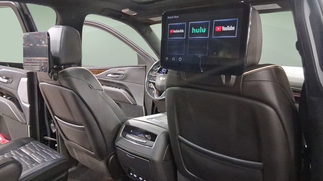 Used 2022 Cadillac Escalade Sport Platinum w/ Heavy-Duty Trailer Package image 16