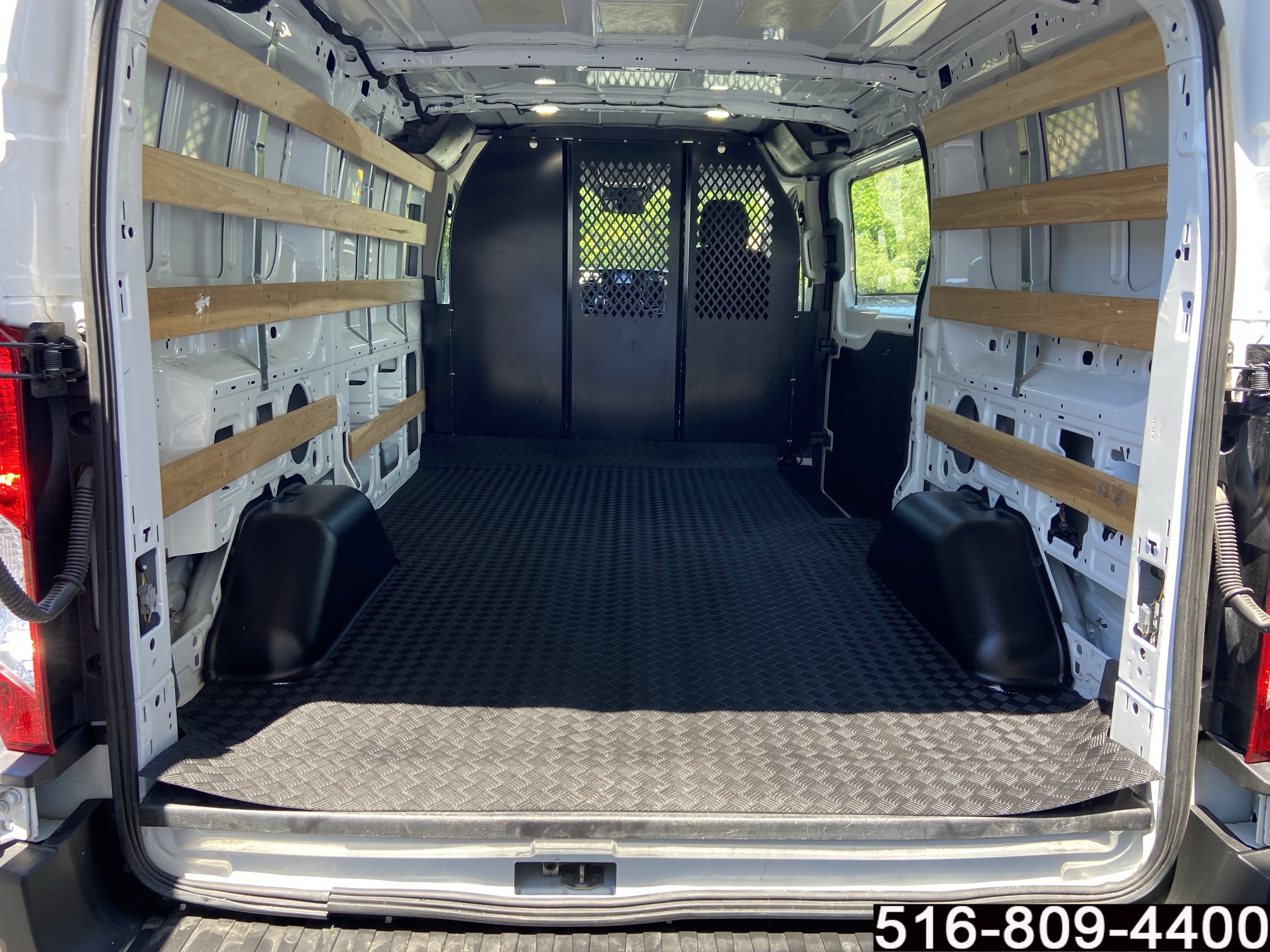 Used 2024 Ford Transit 250 Low Roof w/ Exterior Upgrade Package RWD image 24
