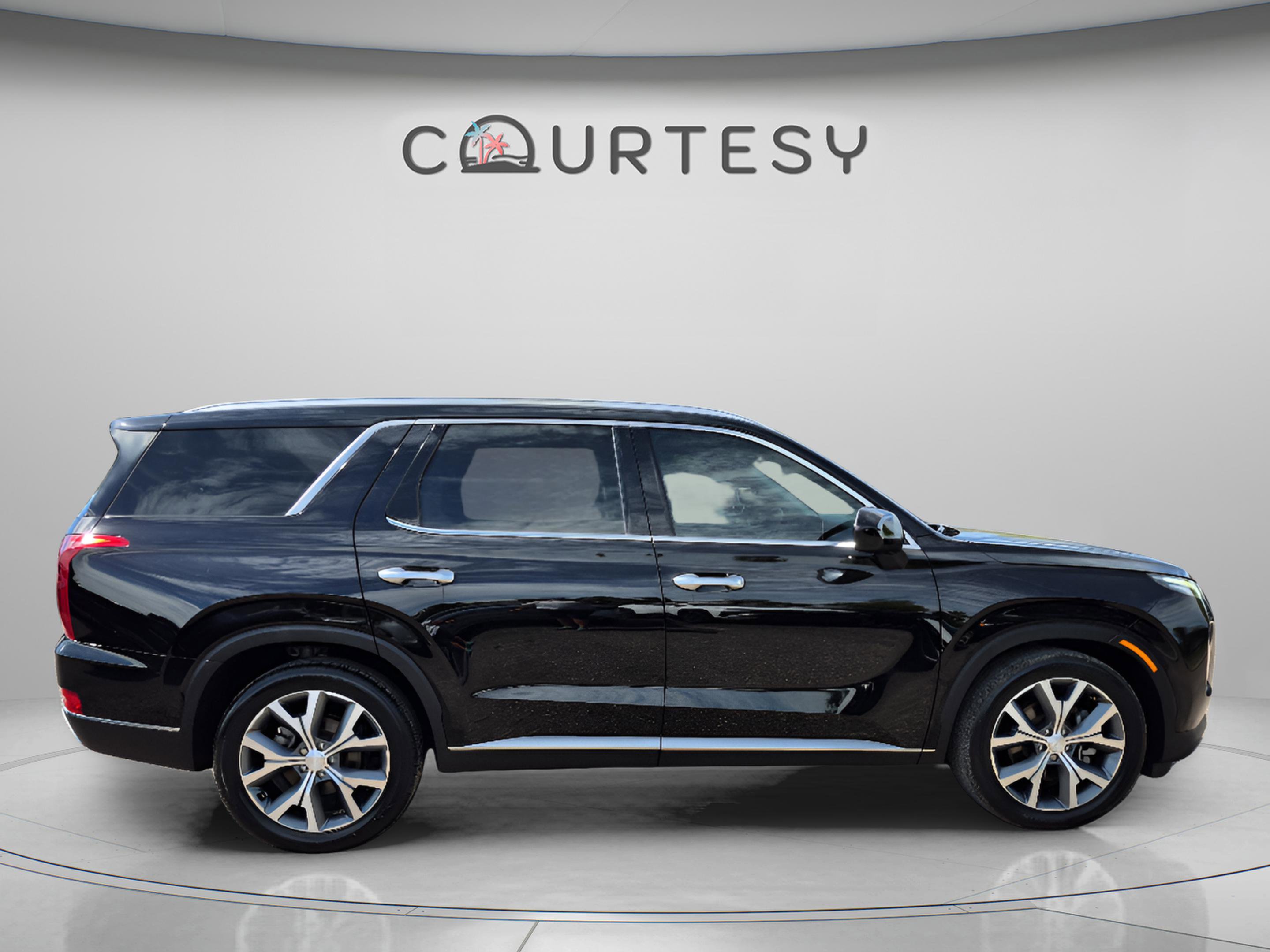 Used 2021 Hyundai Palisade SEL FWD image 6