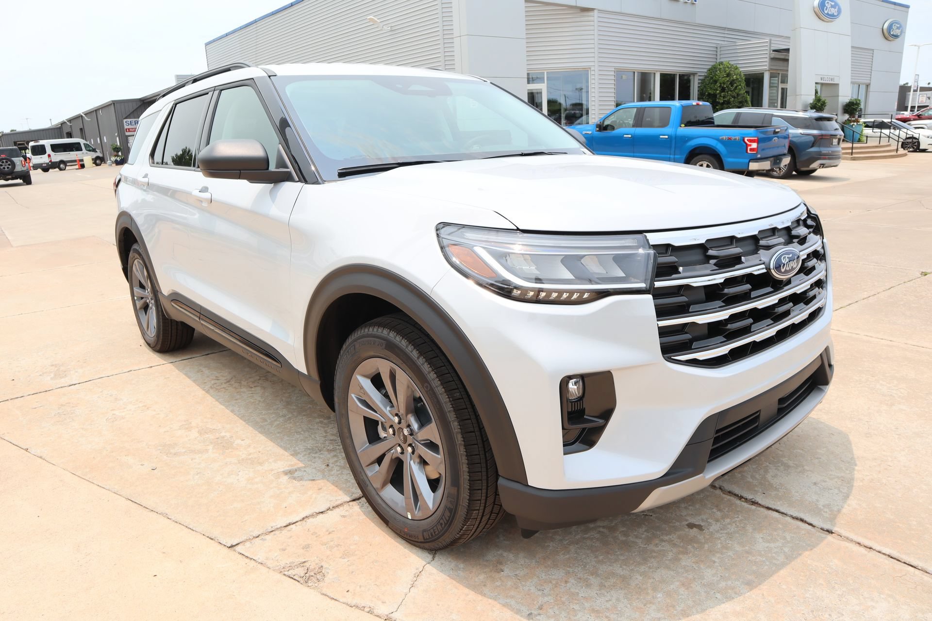 New 2026 Ford Explorer Active w/ Active Comfort Package