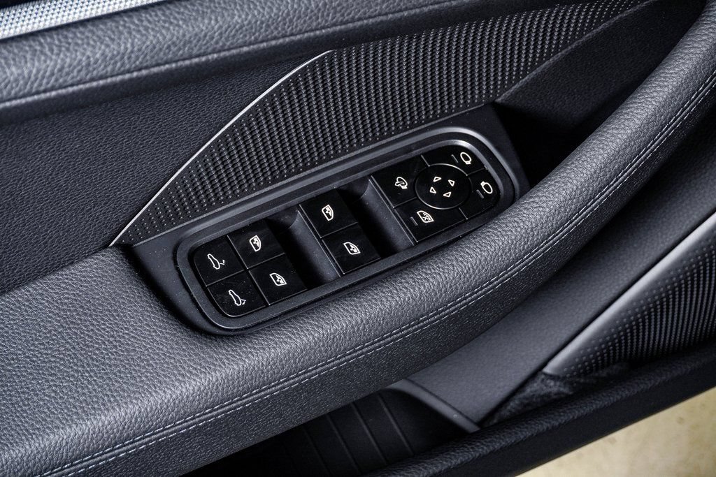 New 2026 Porsche Panamera 4 AWD/4WD image 27