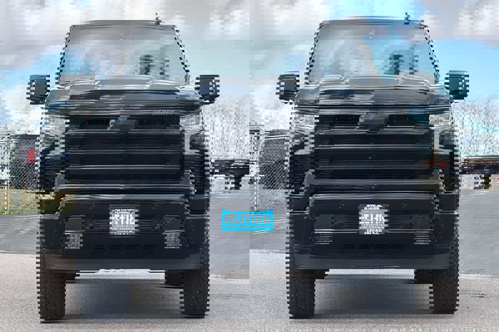 Used 2023 Chevrolet Silverado 1500 High Country w/ Technology Package image 10