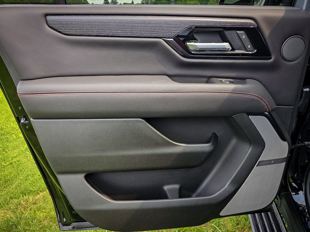 New 2026 GMC Yukon XL AT4 Ultimate w/ LPO, Floor Liner Package AWD/4WD image 36