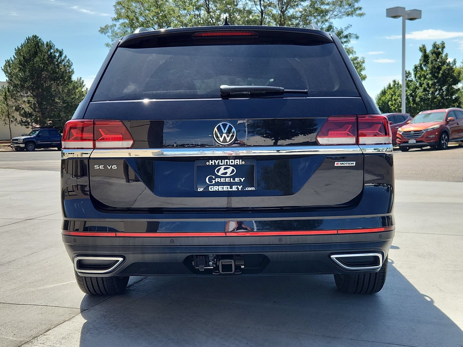 Used 2022 Volkswagen Atlas SE w/ Panoramic Sunroof Package AWD/4WD image 4