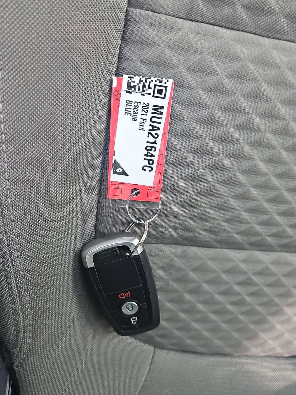 Used 2021 Ford Escape SE w/ SE Sport Appearance Package image 20