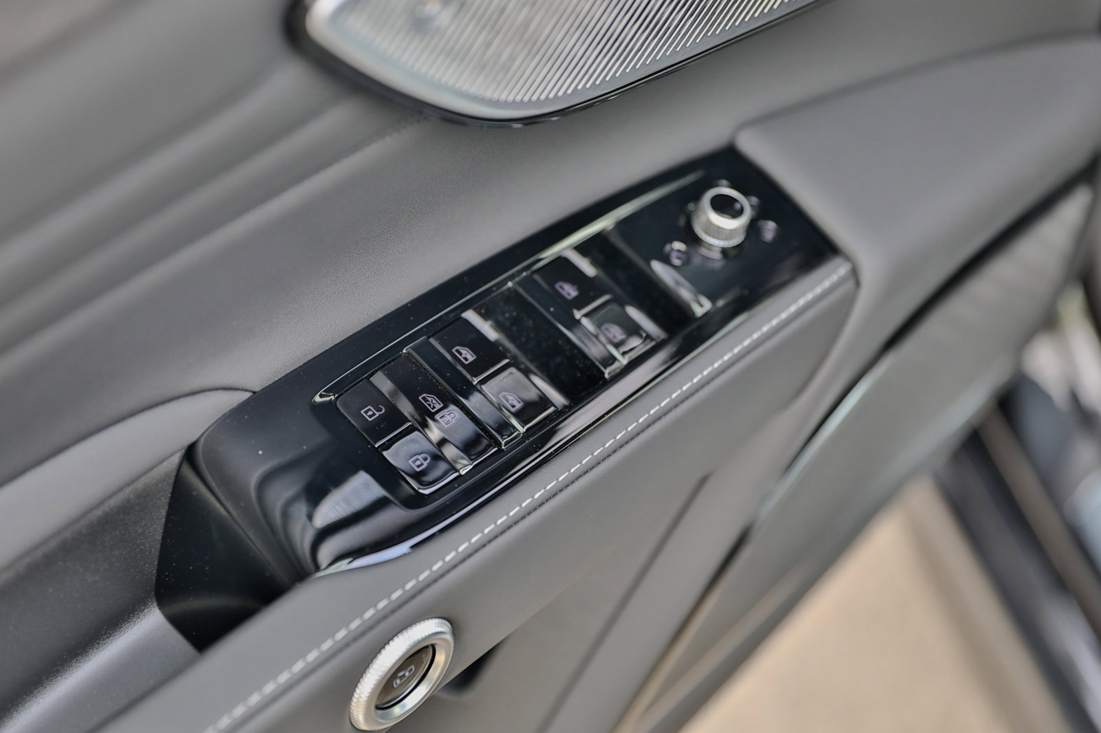 New 2024 Maserati Grecale GT image 16