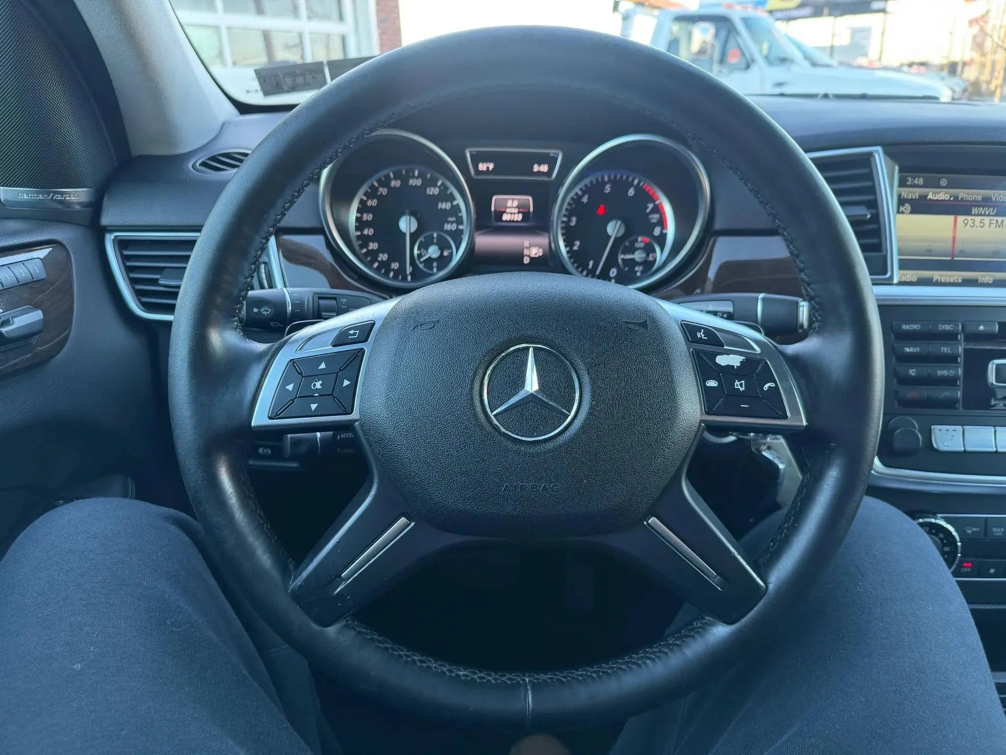 Used 2015 Mercedes-Benz ML 350 4MATIC image 11