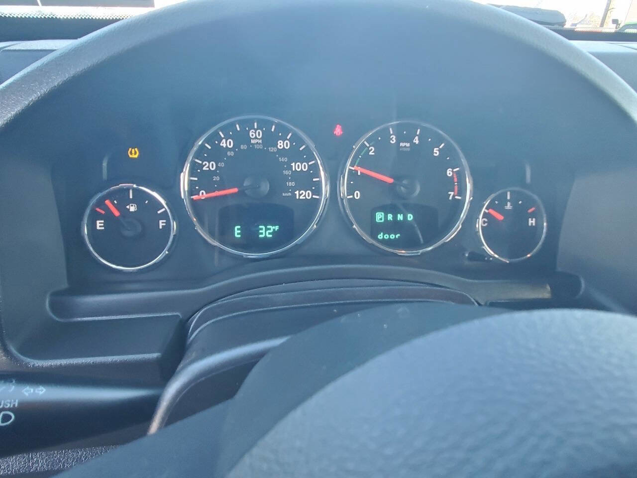 Used 2012 Jeep Liberty Sport image 17