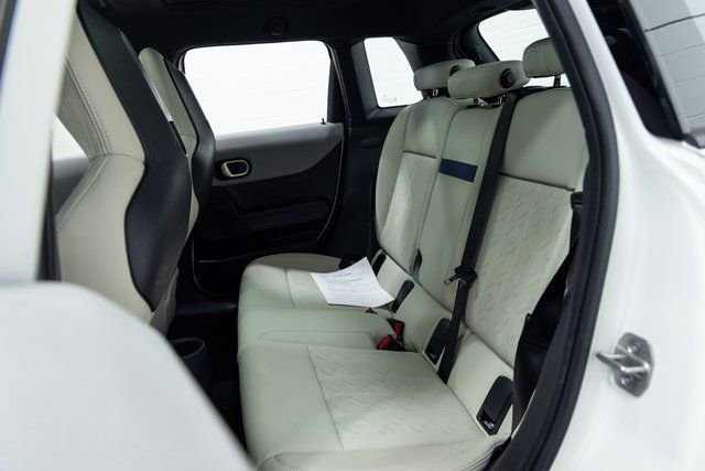 Certified 2025 MINI Cooper S image 25