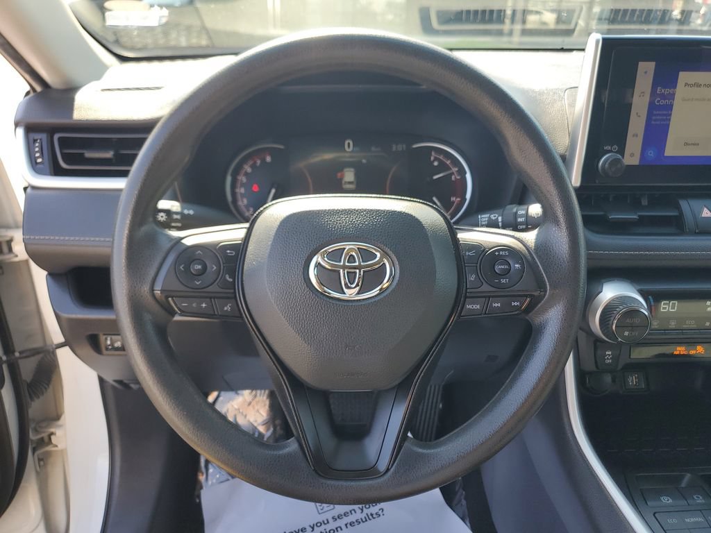 Used 2023 Toyota RAV4 XLE AWD/4WD image 26