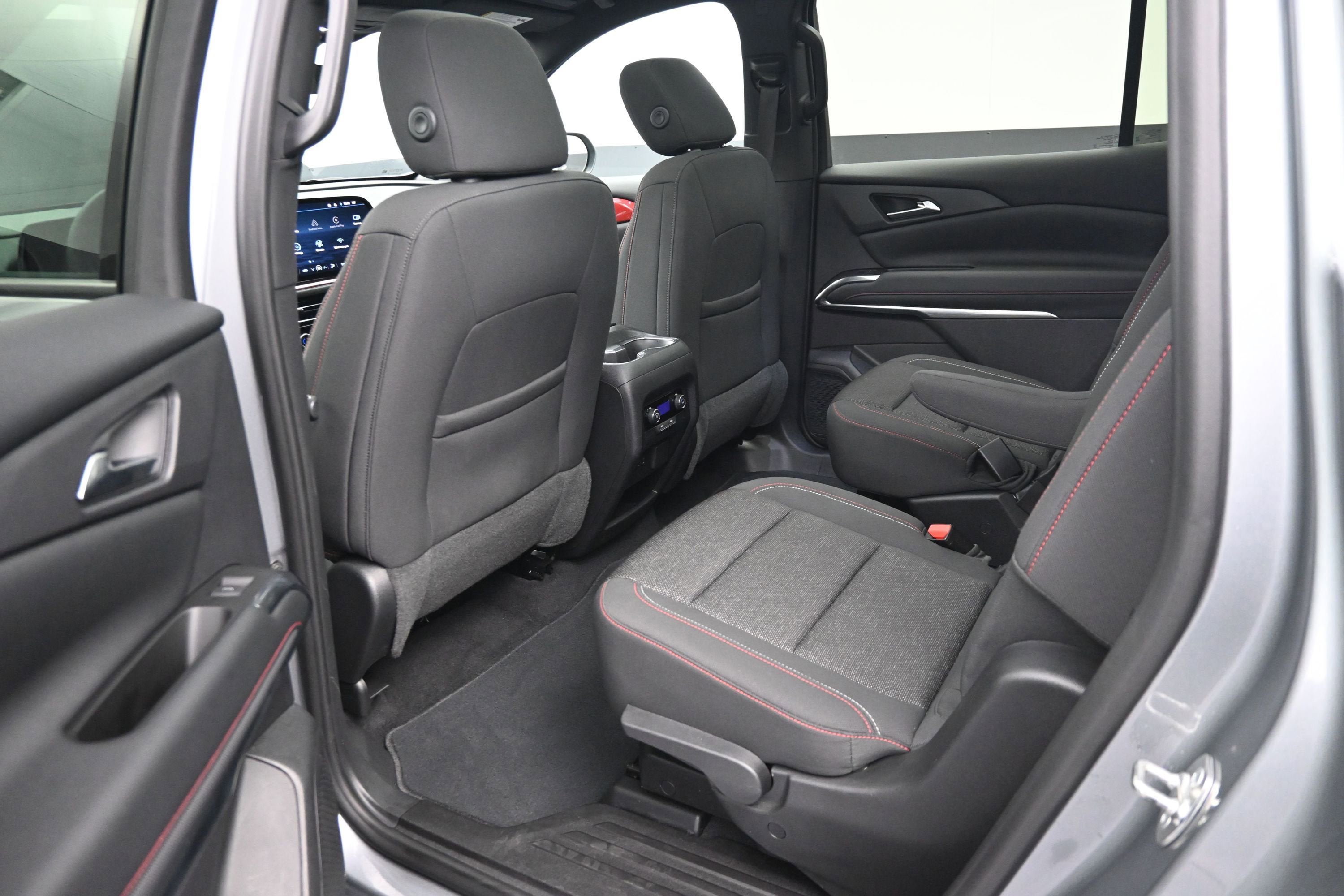 Certified 2024 Chevrolet Traverse Z71 AWD/4WD image 28