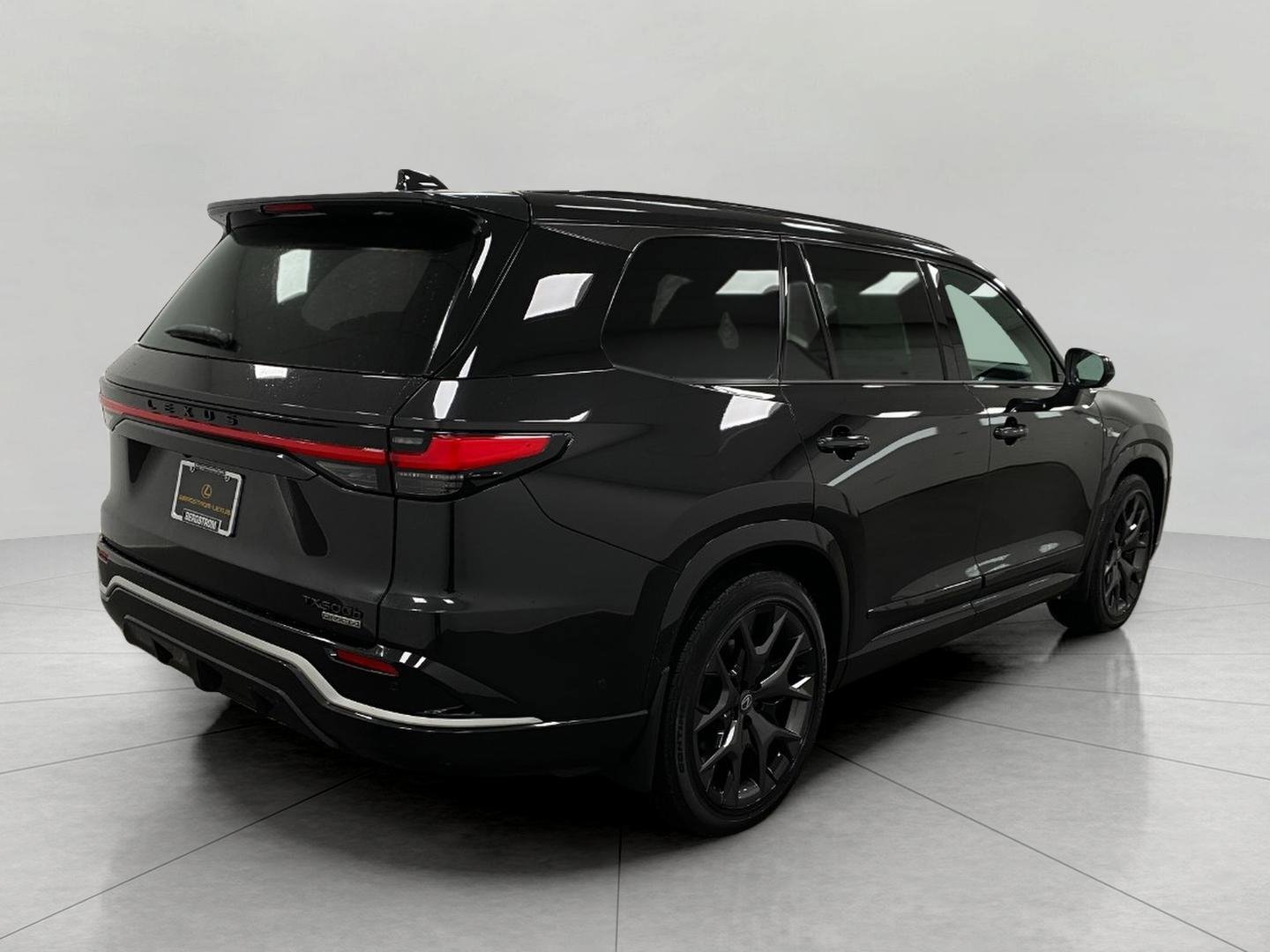 New 2026 Lexus TX 500h AWD image 3