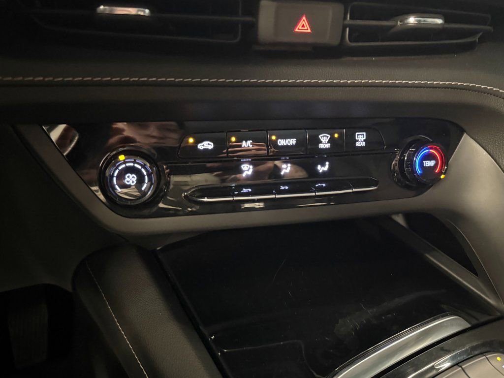 Used 2021 Buick Envision Preferred w/ Sport Touring Package image 13