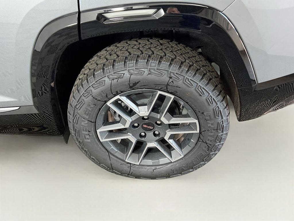 New 2026 GMC Terrain AT4 w/ Technology Package II image 25
