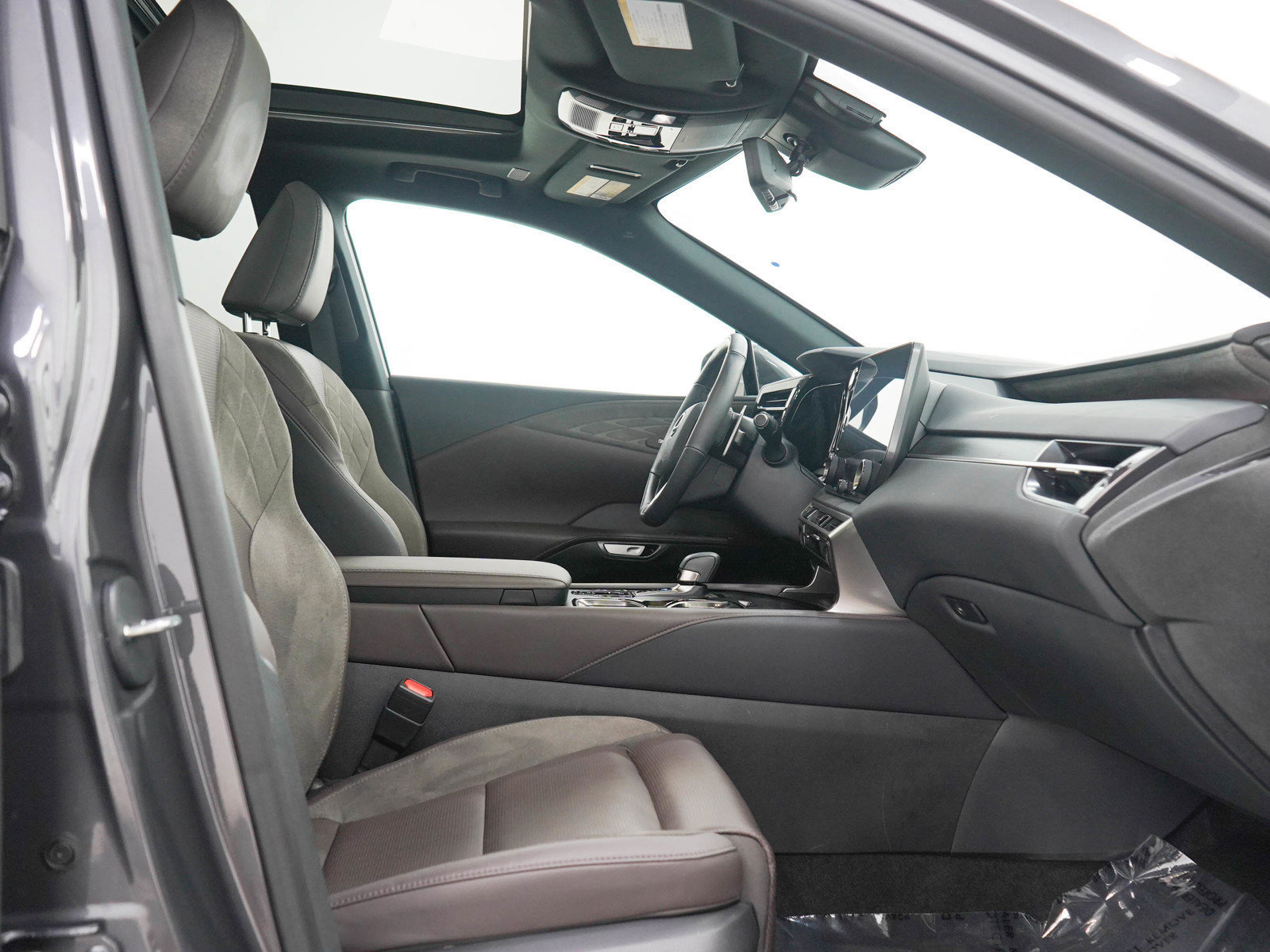 Used 2024 Lexus RX 350 AWD w/ Convenience Package image 13