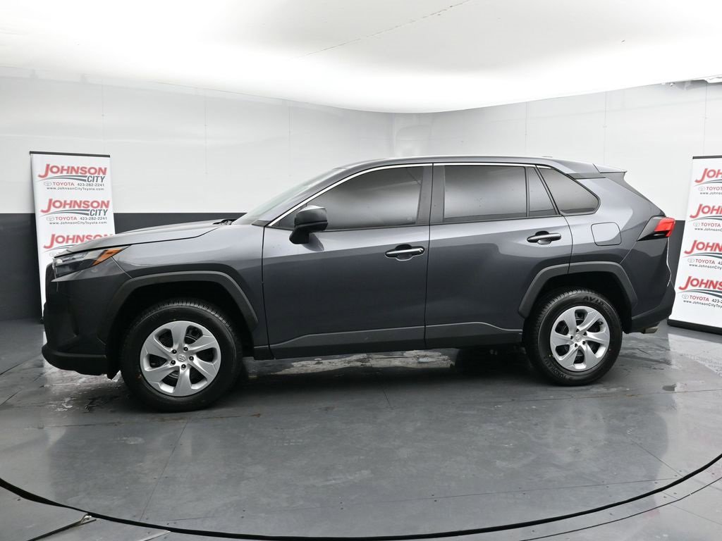 Used 2023 Toyota RAV4 LE image 5
