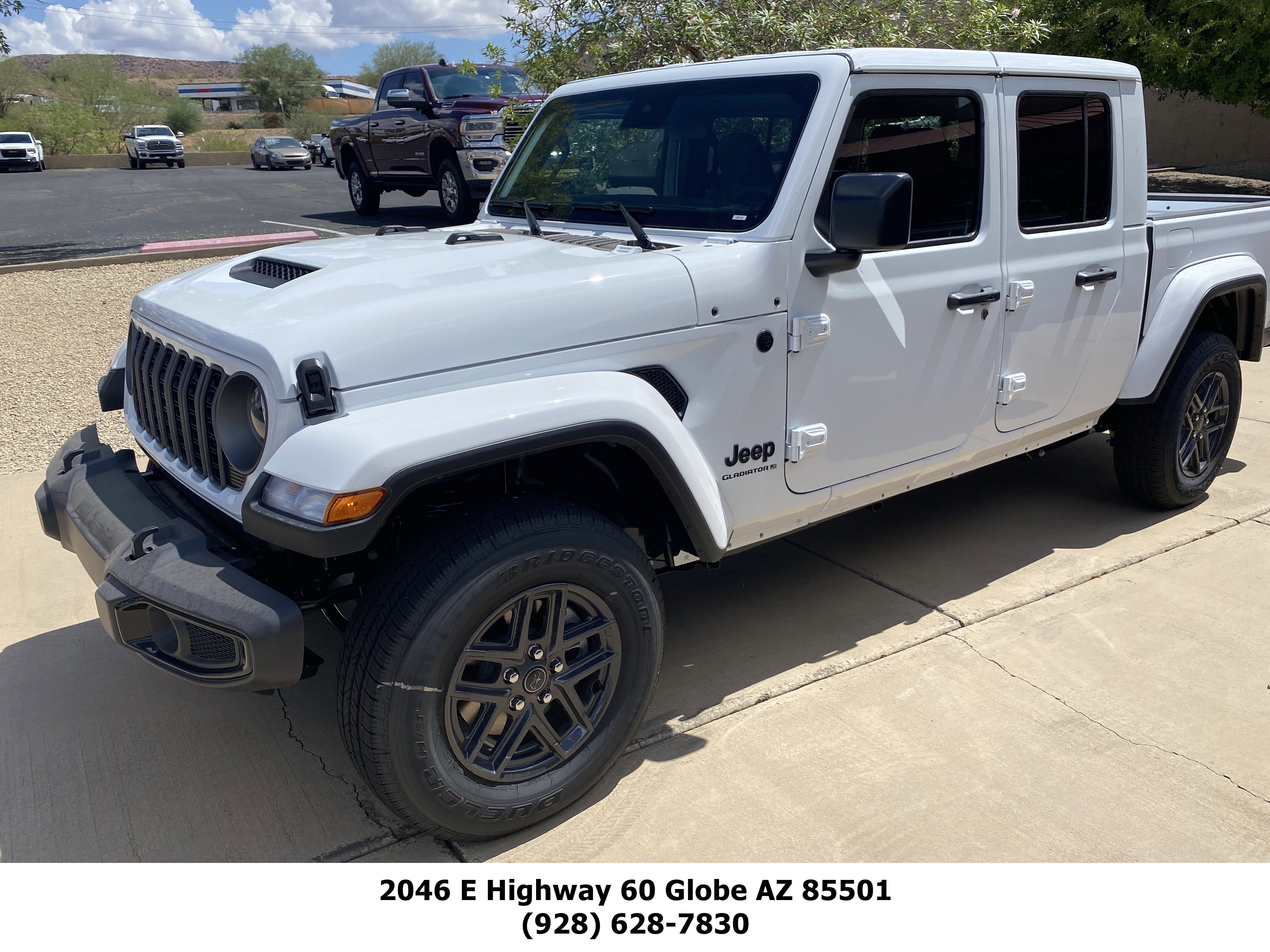 New 2025 Jeep Gladiator Sport image 1